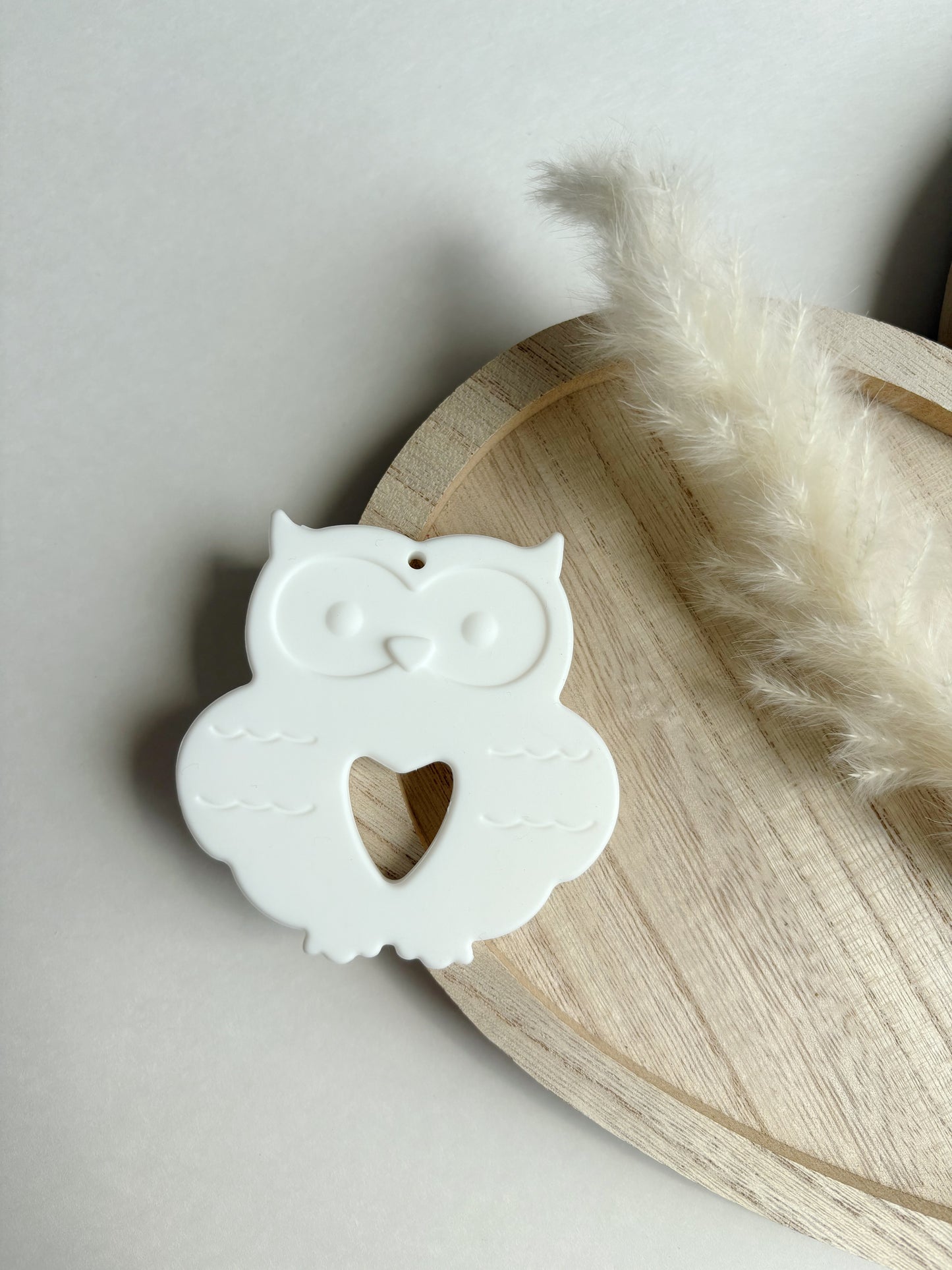 WHITE OWL SILICONE TEETHER
