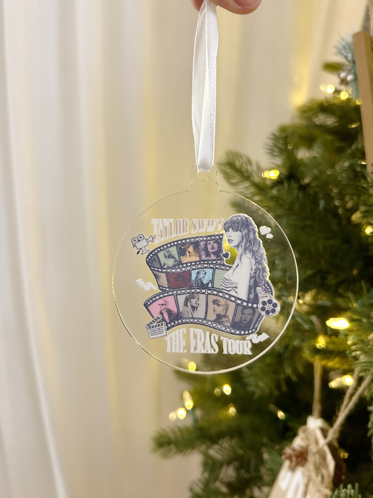 SWIFTIE // ORNAMENTS